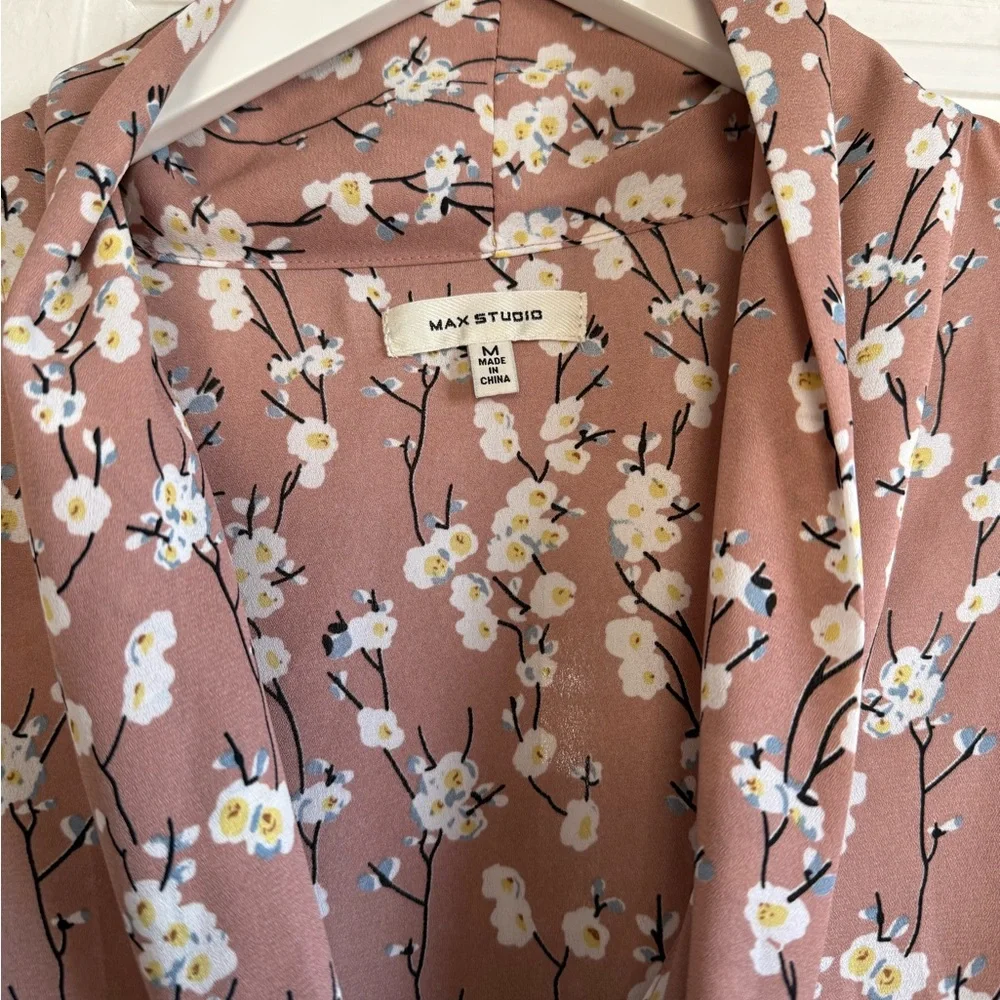 Max Studio tie neck bow cherry blossom Floral Pink Women's Top